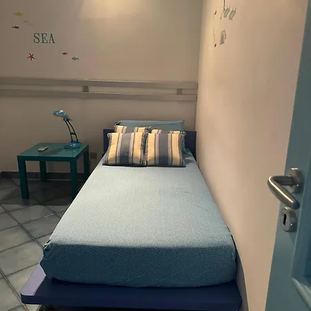 Singola A Con Piscina Privata Cefalu