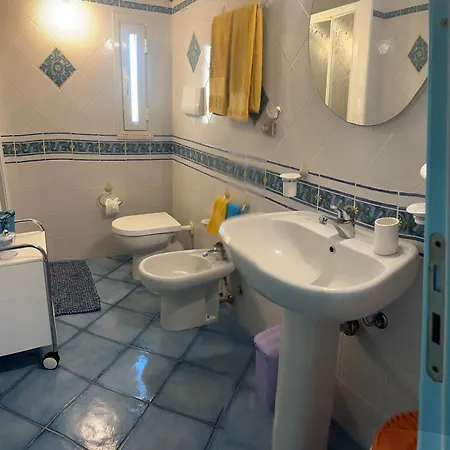 Singola A Con Piscina Privata Cefalù